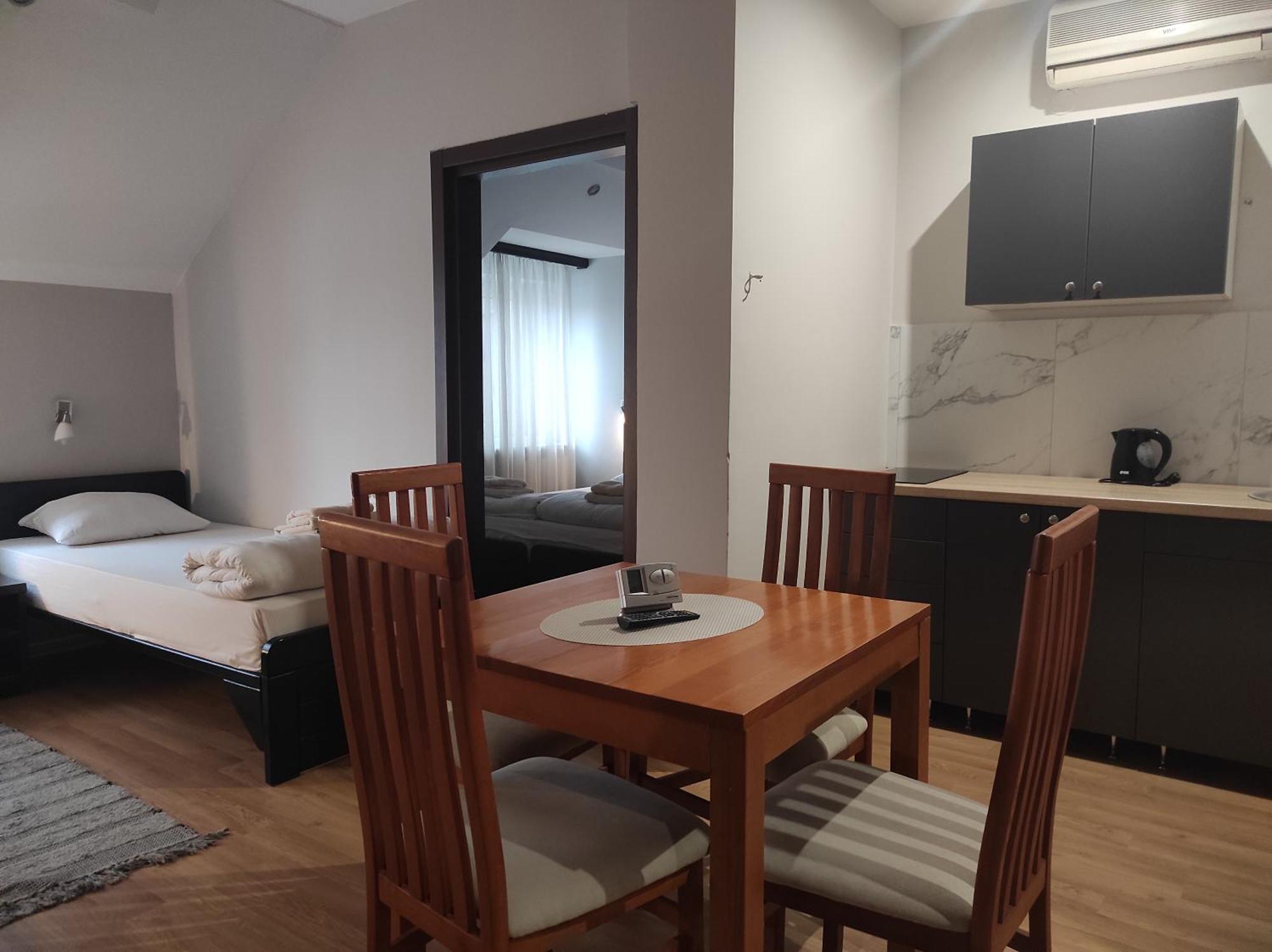 Apartments & Accommodation Stojic Нови-Сад Номер фото